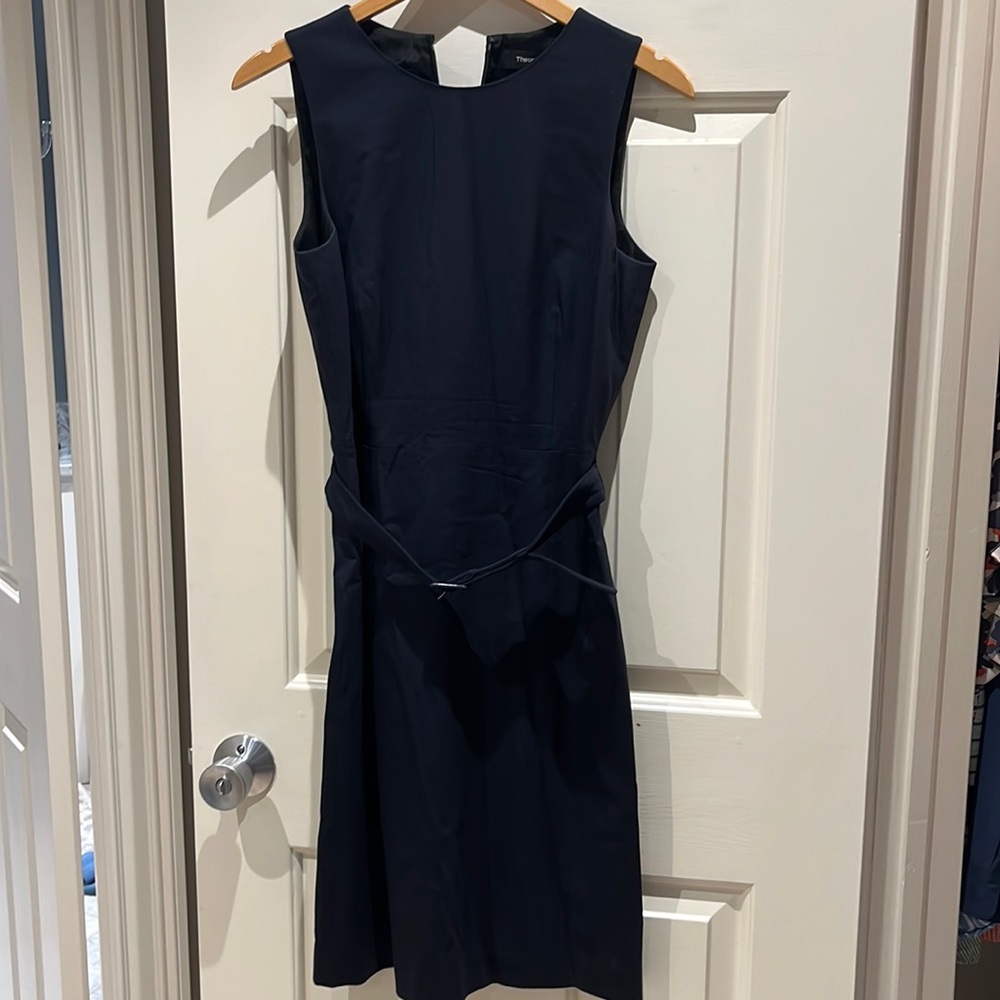 EUC THEORY NAVY DRESS SIZE 6
